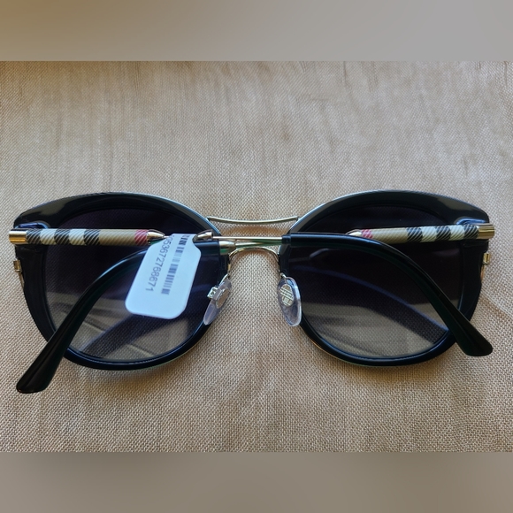 New & Authentic Burberry Sunglasses, Model BE 4251Q - Picture 3 of 3